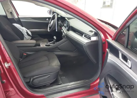 2022 Kia K5 Lxs из США, поврежденный, VIN 5XXG14J25NG163381